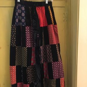 Vintage patch skirt